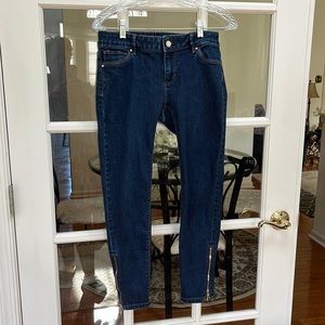 White House, Black market blue jeans